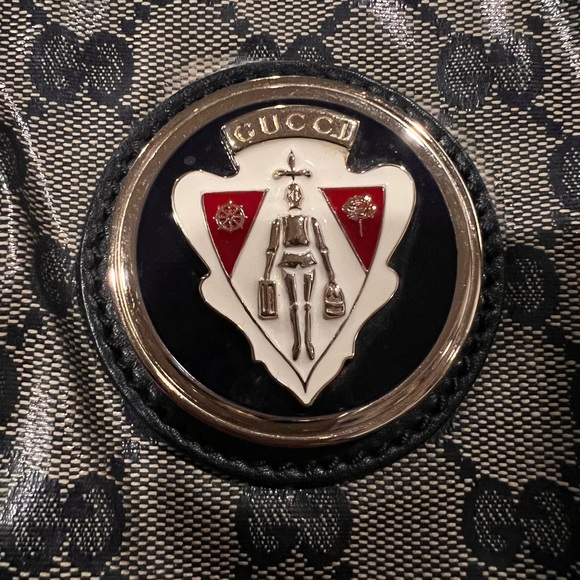 GUCCI clutch-  authentic. - Picture 5 of 8